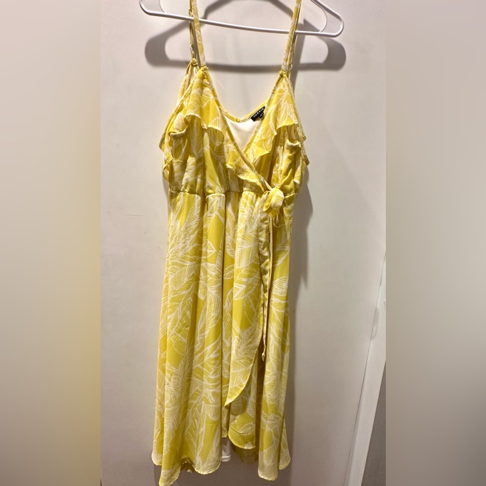 TORRID spaghetti strap midi faux wrap dress. Empire waist. New WO Tags. Size 12